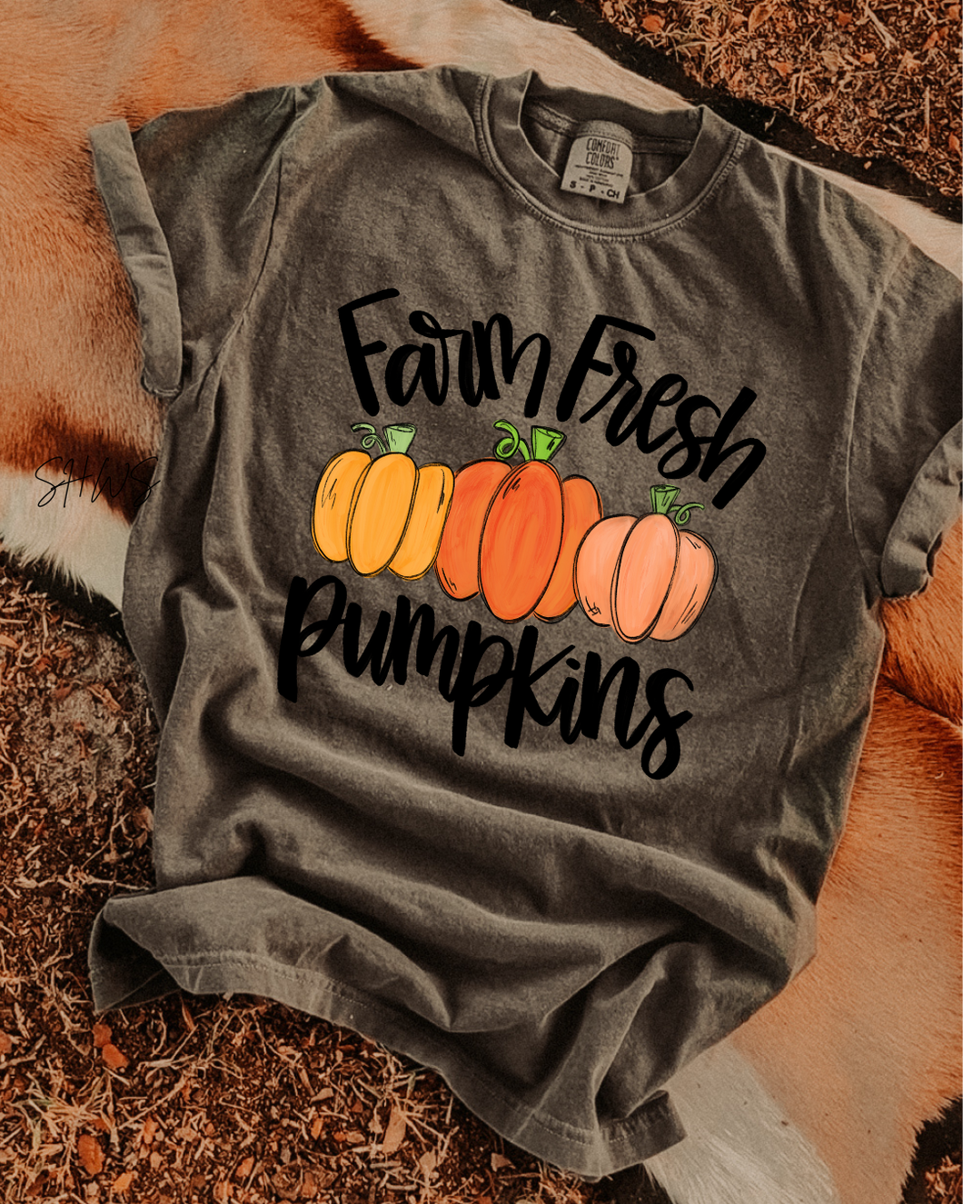 Farm Fresh Pumpkins Graphic Tee